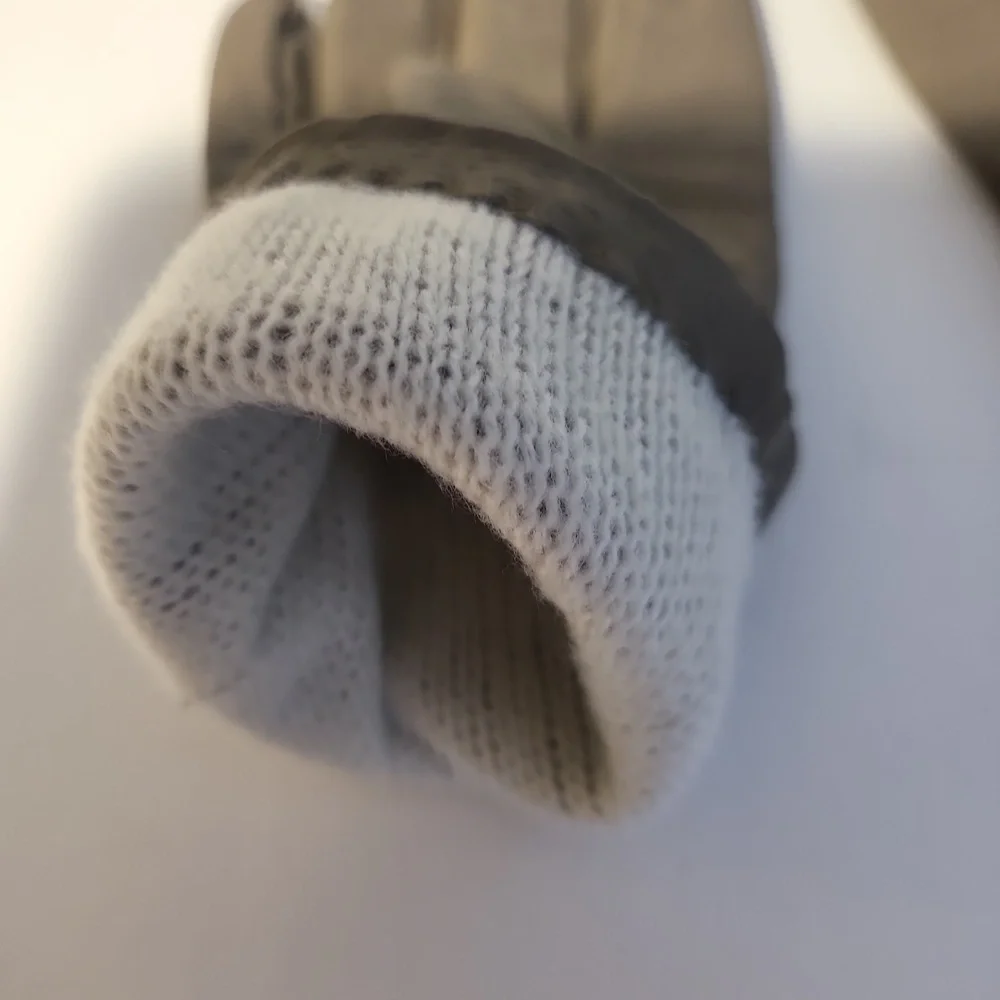 Aris Taupe Gray Pleather Gloves Size 7